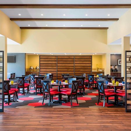 Four Points By Sheraton Buffalo Grove Εξωτερικό φωτογραφία
