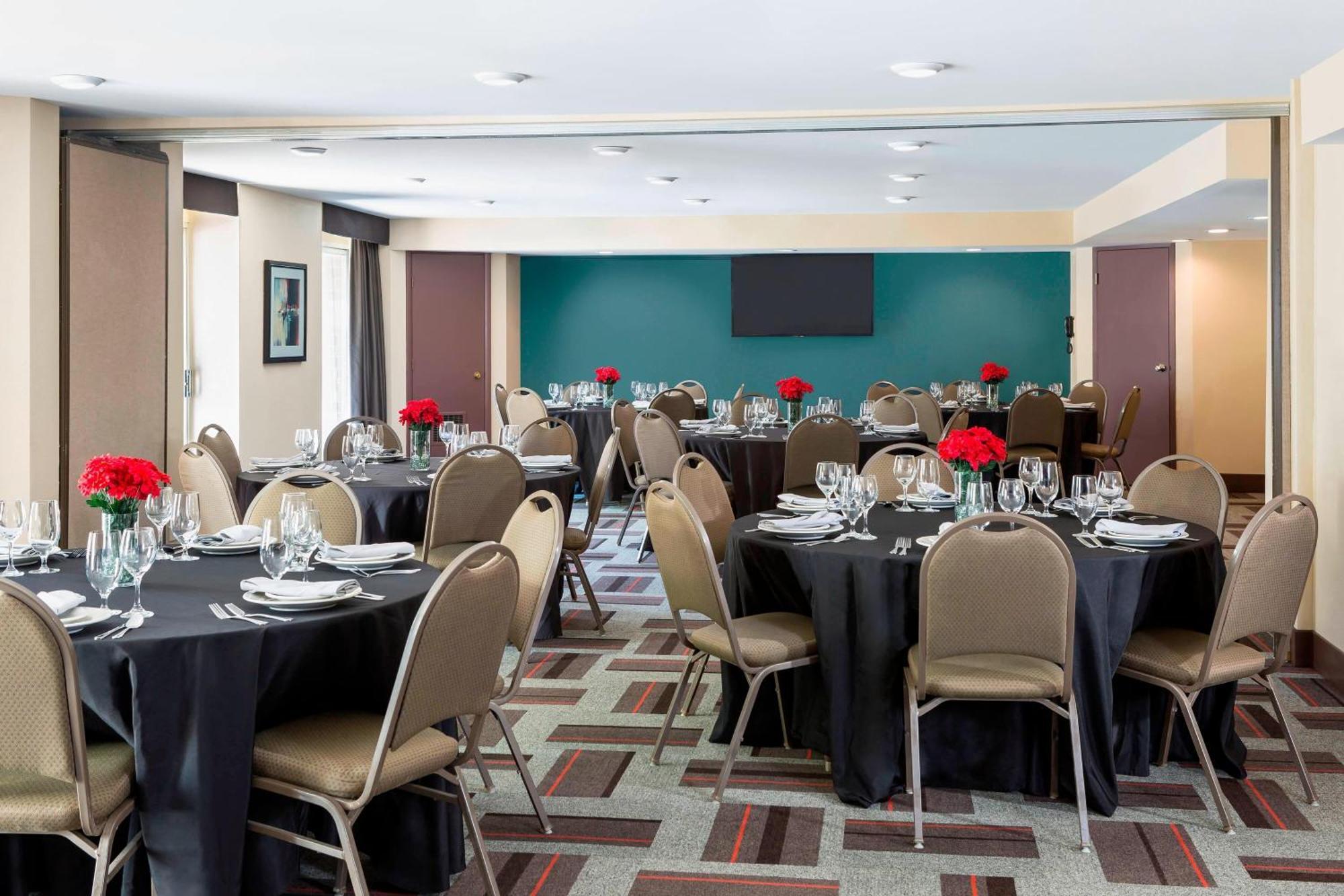 Four Points By Sheraton Buffalo Grove Εξωτερικό φωτογραφία