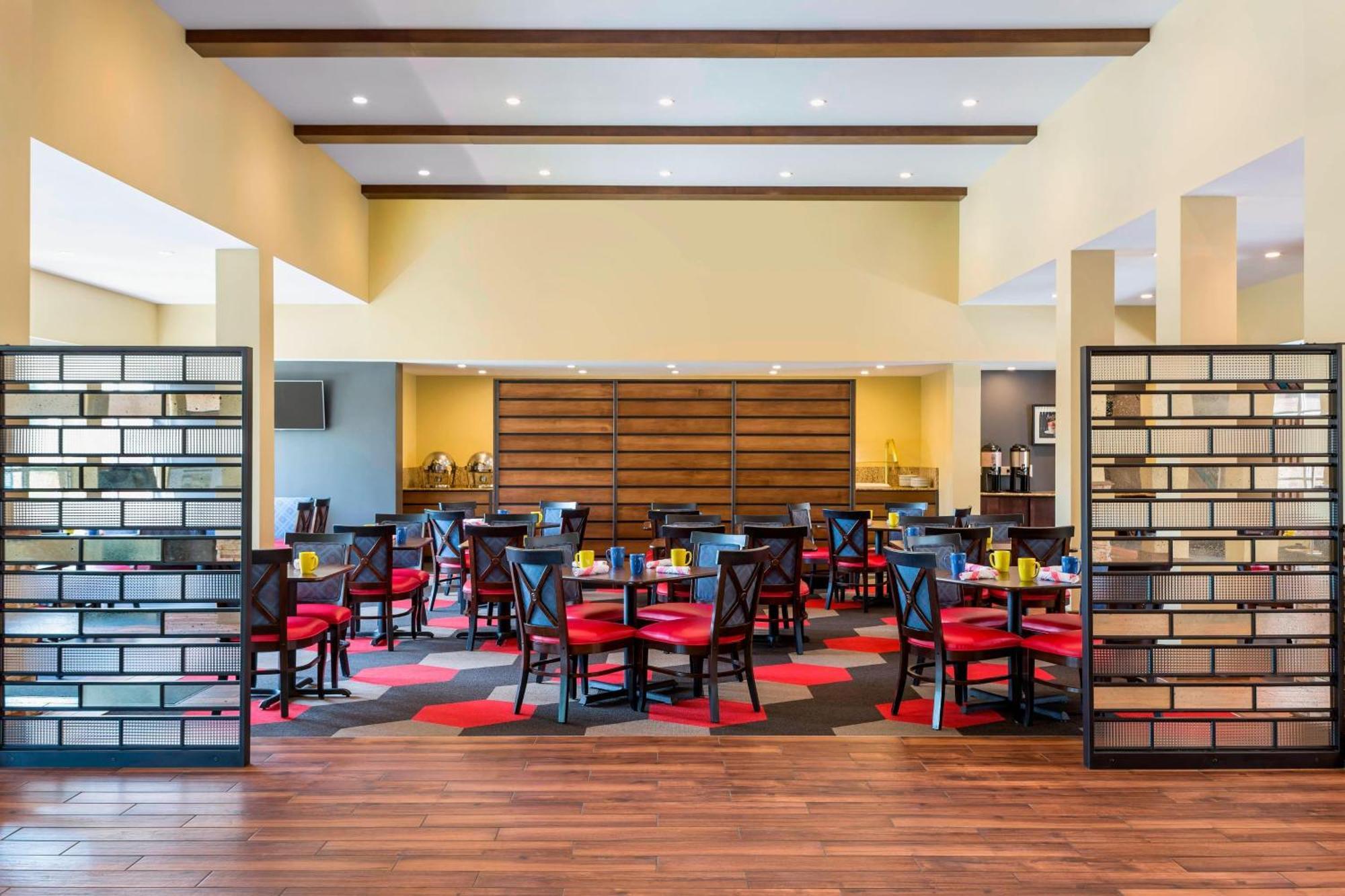 Four Points By Sheraton Buffalo Grove Εξωτερικό φωτογραφία
