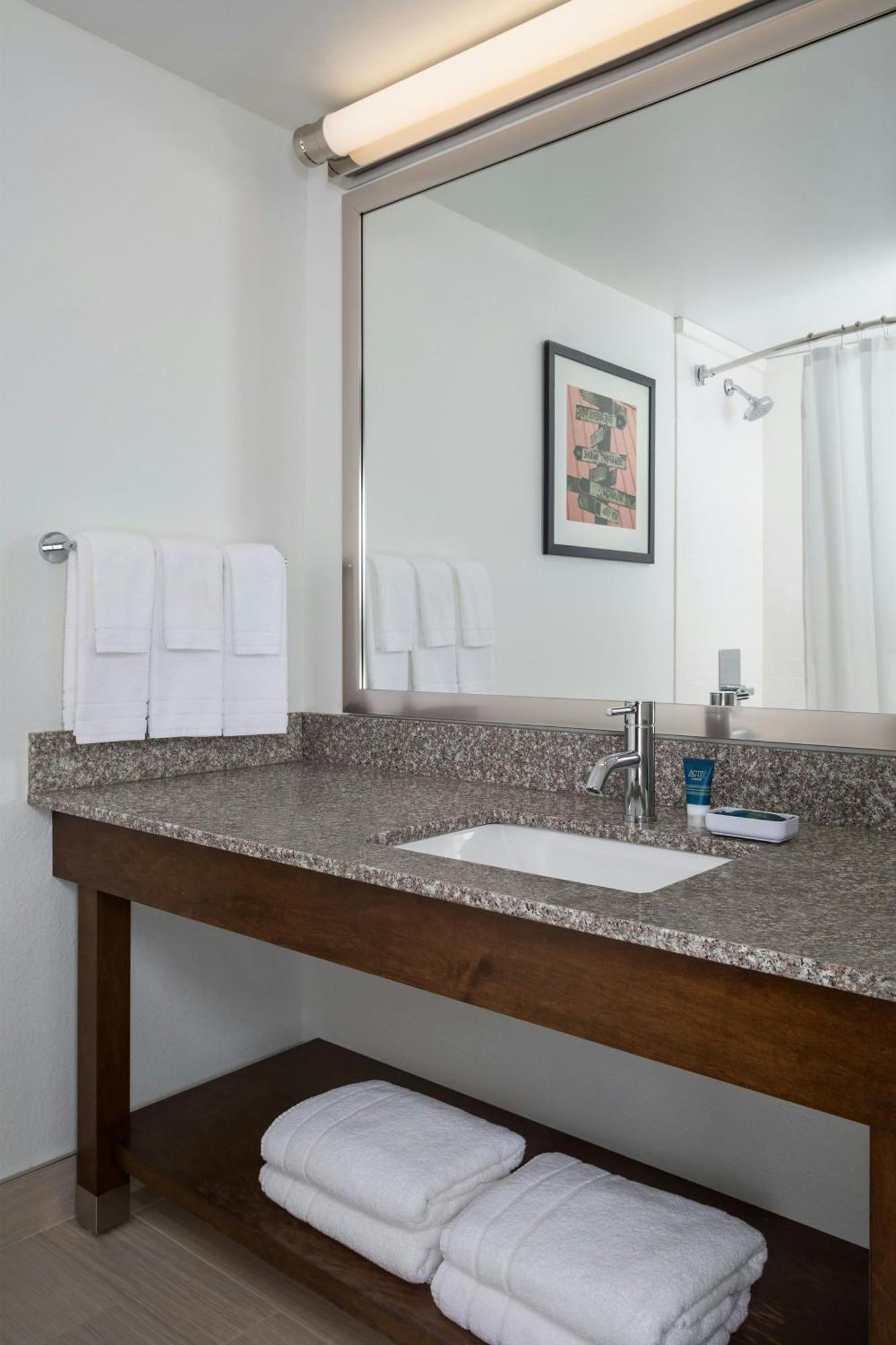 Four Points By Sheraton Buffalo Grove Εξωτερικό φωτογραφία